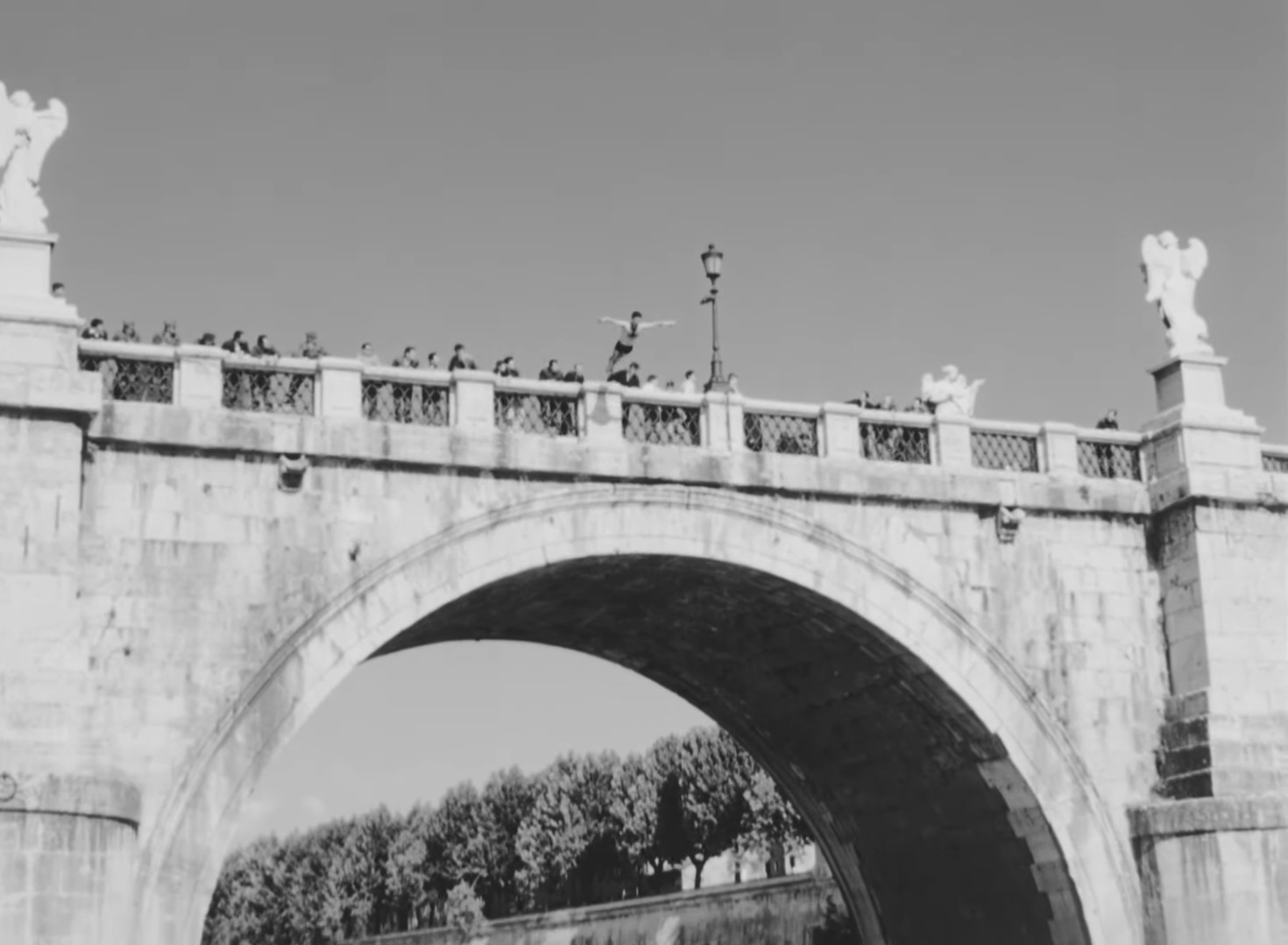 “أكاتون”: حين قفز “باسوليني” إلى ضفّة الشِعر